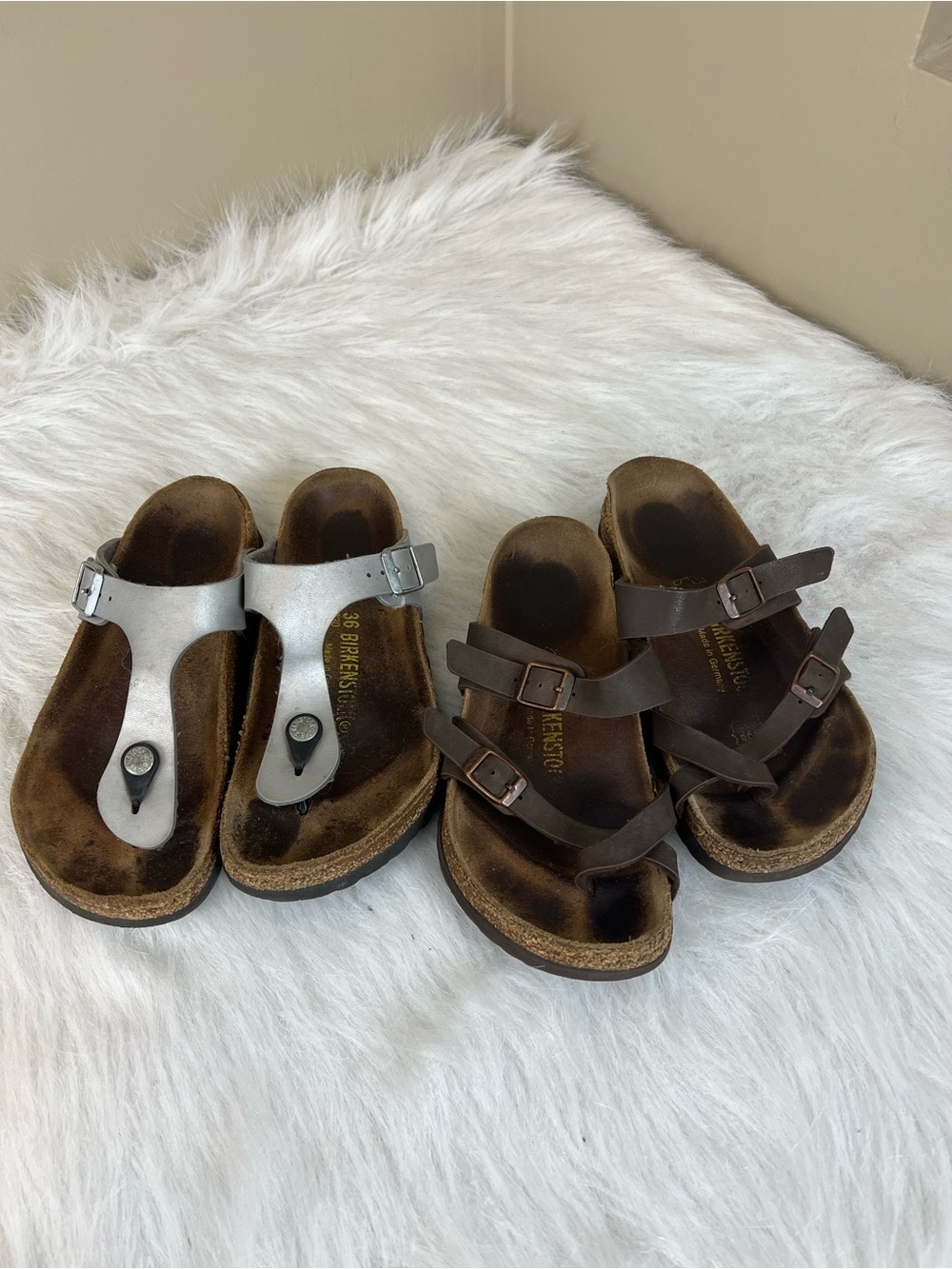 Two pair Birkenstock Gizeh Women's Silver and Mayari Brown 36 5.5